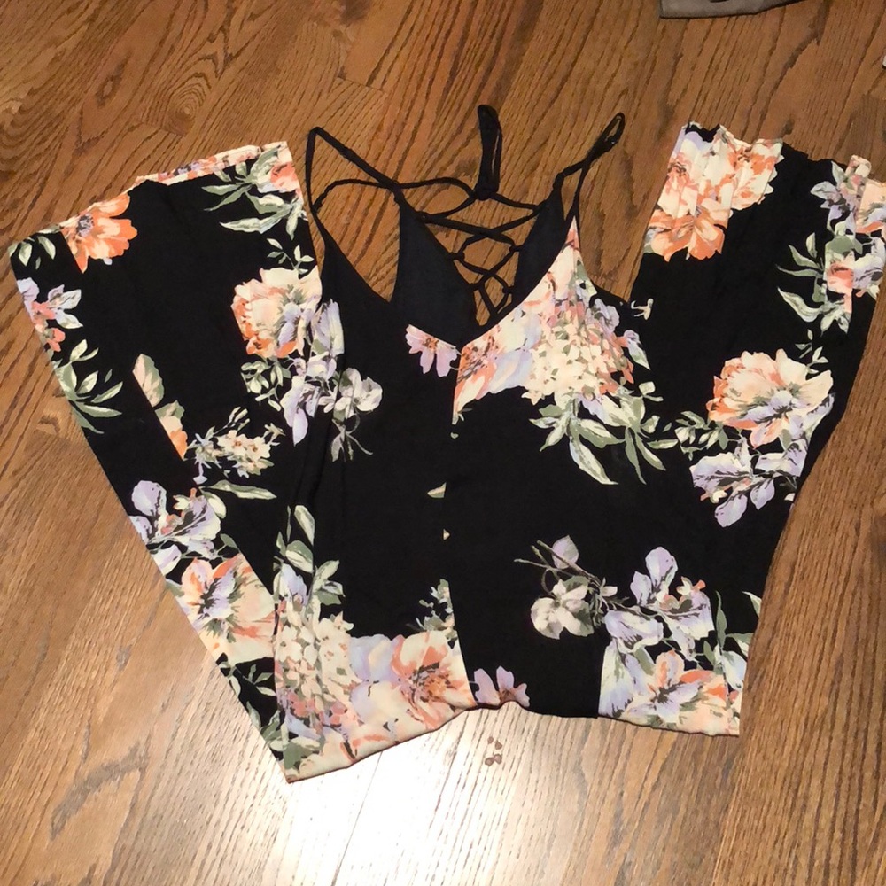 Floral jumpsuit/romper